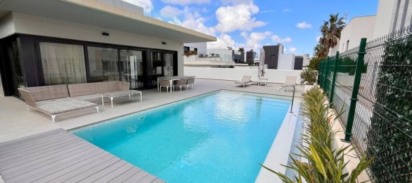 Вилла с 4 спальнями в Дехеса де Кампоамор, Испания № 184739 35