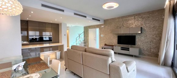 Вилла с 4 спальнями в Дехеса де Кампоамор, Испания № 184739 4