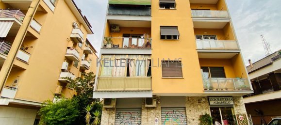 2 bedrooms Apartment in Rome, Italy No. 264533 21