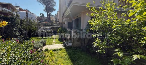 Дом с 2 спальнями в Рим, Италия № 135144 21