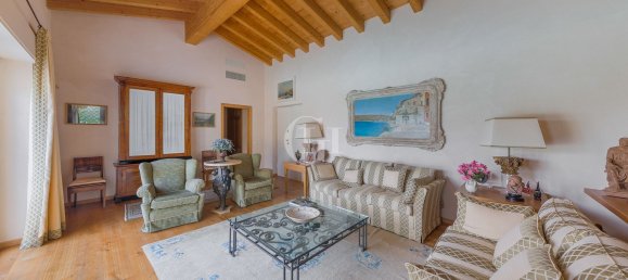 10غرفة فيلا في San Felice del Benaco, Italy رقم 177395 28