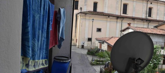 Apartamento de 6 habitaciónes en Credaro, Italy No. 6728 9