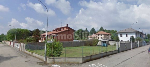 Grundstück in Casorezzo, Italy 1000m², Nr. 81841 2