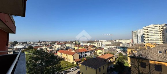 Квартира с 2 спальнями в Монца, Италия № 119958 7