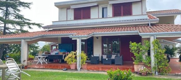 10 Schlafzimmer Villa in Coriano, Italy, Nr. 327842 11