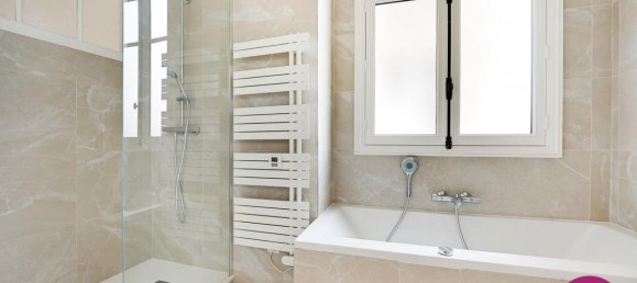 Apartamento de 3 dormitorios en Paris, France No. 126107 7