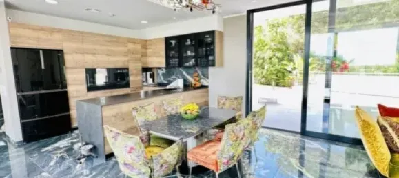 6 غرف نوم منزل في Alicante, Spain رقم 190543 12