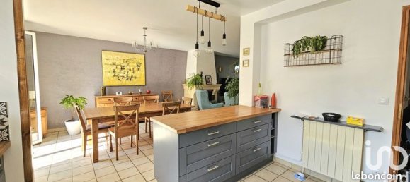 Castillos de 4 dormitorios en Bouffemont, France No. 354024 10