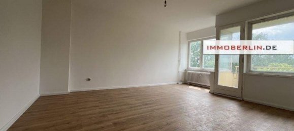 2 rooms Apartment in Falkenhagener Feld, Germany No. 279055 2