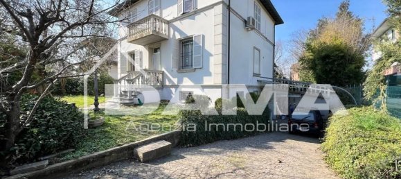 8-salle Villa à Forlì, Italy No. 27482 3