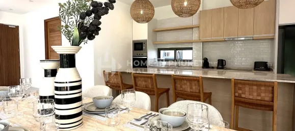 4 bedrooms House for sale in Phang Nga, Southern Thailand, Thailand № 69896 8