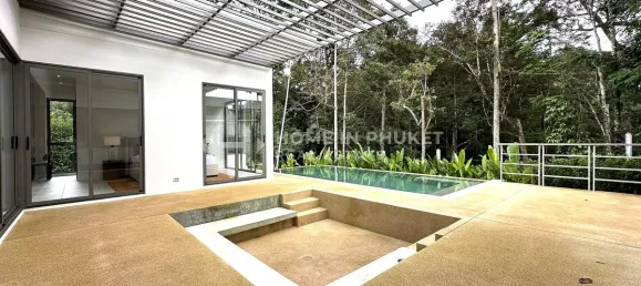 4 bedrooms House for sale in Phang Nga, Southern Thailand, Thailand № 69896 2