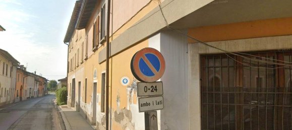 Studio in Dello, Italy No. 335018 3