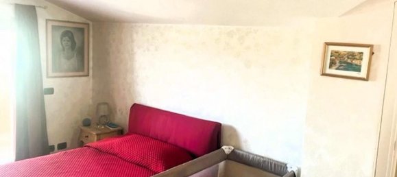 5 rooms Apartment in Massa, Italy No. 47996 36