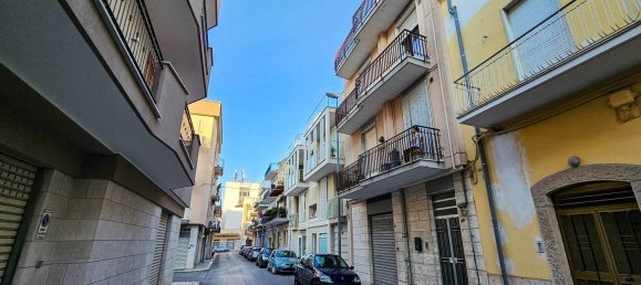 3 chambres Appartement à Andria, Italy No. 325173 3