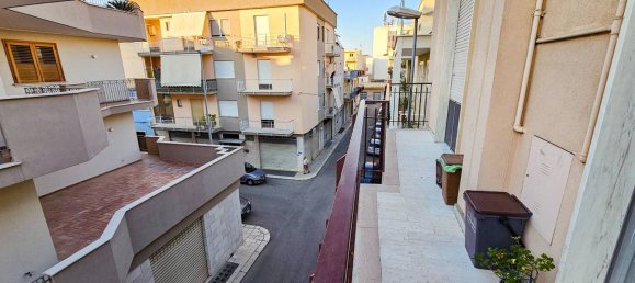 3 chambres Appartement à Andria, Italy No. 325173 8