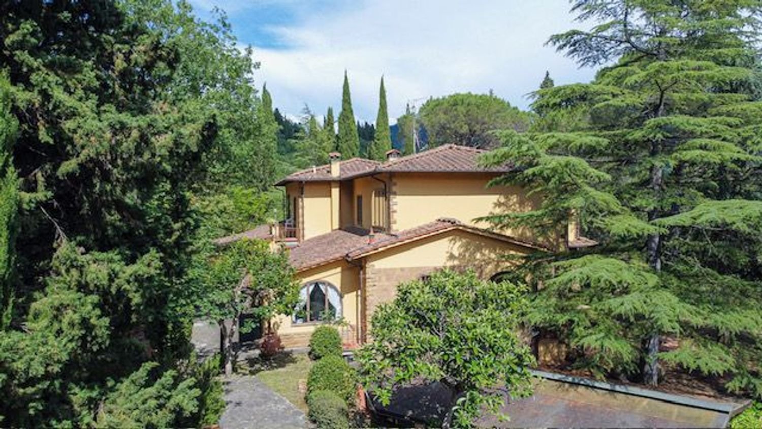 17 rooms Villa in Greve in Chianti, Italy No. 51261