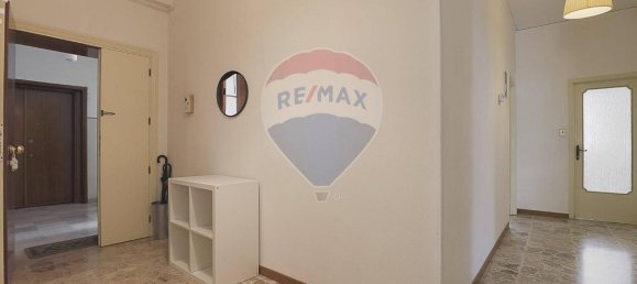 Apartamento de 4 divisões em Recanati, Italy N.º 9130 32
