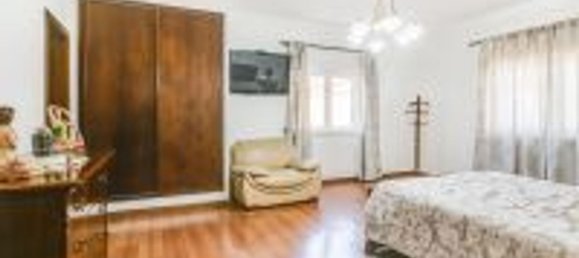 4 Schlafzimmer Haus in Loures, Portugal, Nr. 45950 21