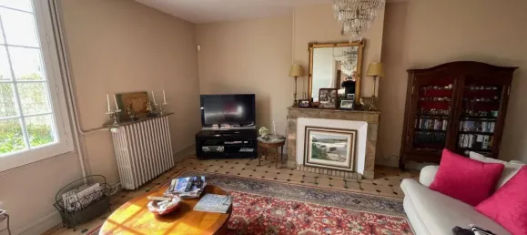 Дом с 9 комнатами в Шузе-сюр-Луара, Франция № 71918 18