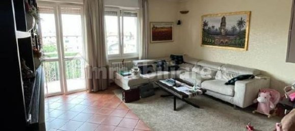 3 Schlafzimmer Wohnung in Lomagna, Italy, Nr. 5200 4