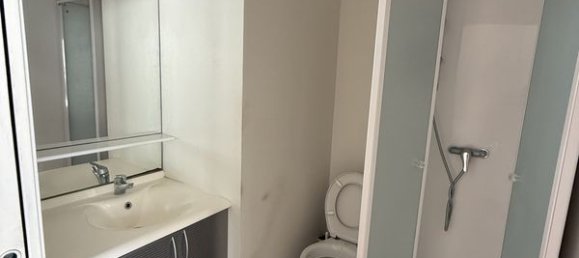 Apartamento de 1 dormitorio en Bordeaux, France No. 335634 4