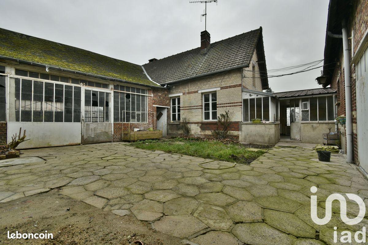 3 bedrooms House in Royaucourt, France No. 45014