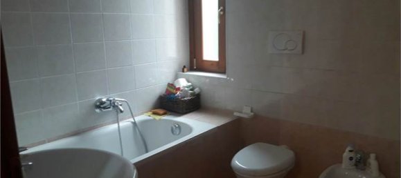 2 Schlafzimmer Wohnung in Solbiate con Cagno, Italy, Nr. 80865 10