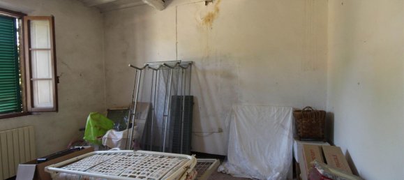 4 rooms Apartment in Montalcino, Italy No. 82509 12