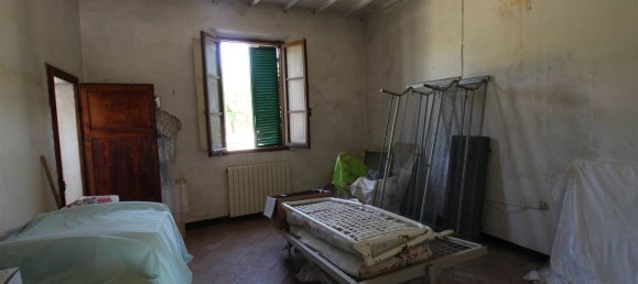 4 rooms Apartment in Montalcino, Italy No. 82509 16