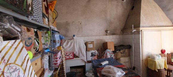 4 rooms Apartment in Montalcino, Italy No. 82509 19