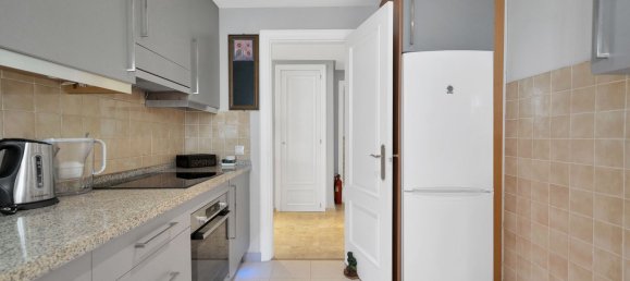 3 bedrooms Duplex in La Quinta, Spain No. 143459 4