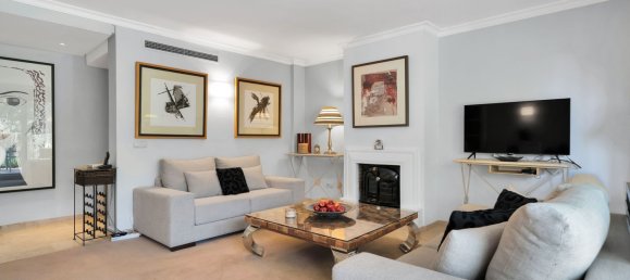 3 bedrooms Duplex in La Quinta, Spain No. 143459 9