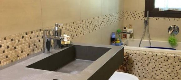 Villa de 8 habitaciónes en Borgomanero, Italy No. 17396 16