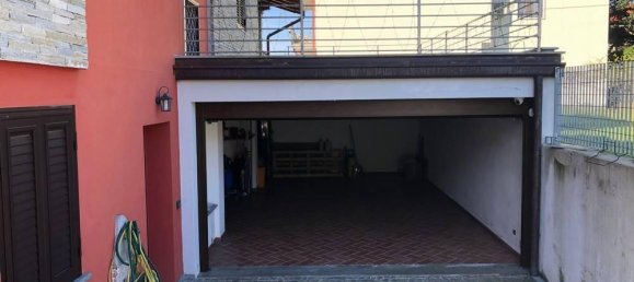 Villa de 8 habitaciónes en Borgomanero, Italy No. 17396 5