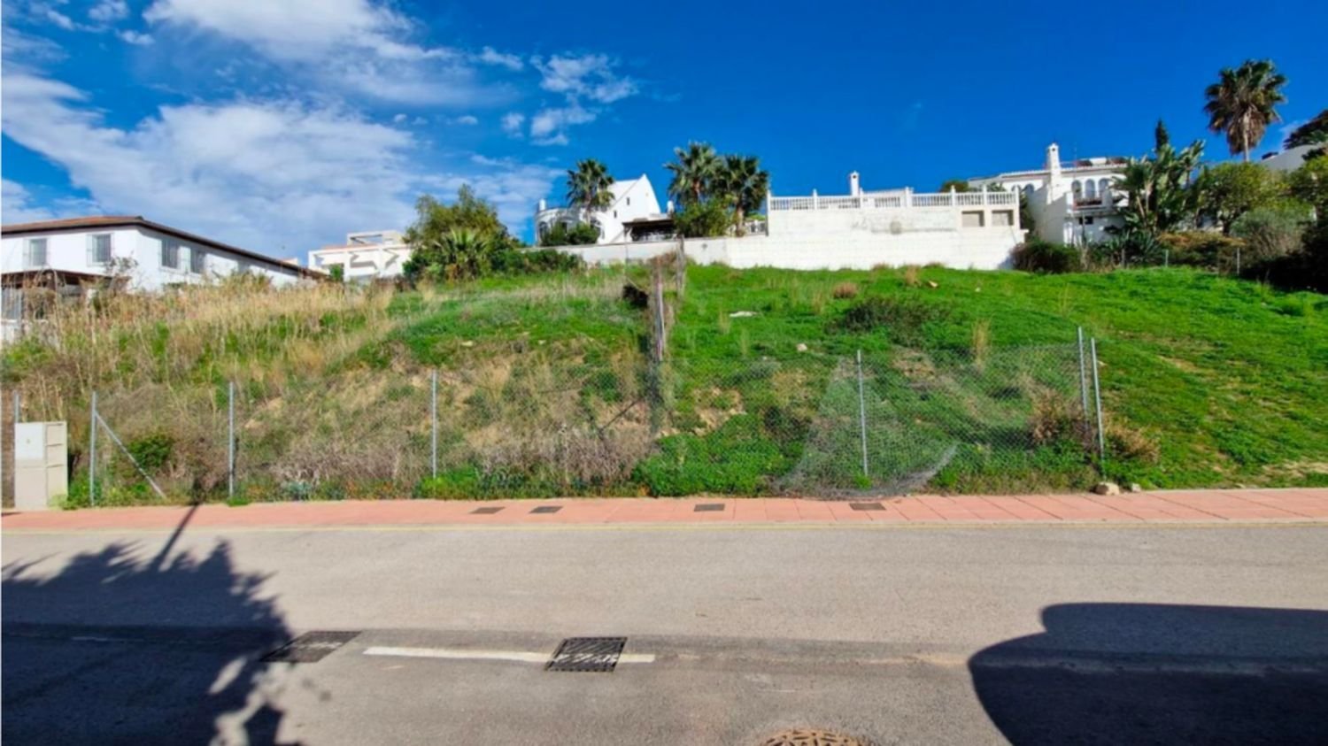 502m² Land in Estepona, Spain No. 128755