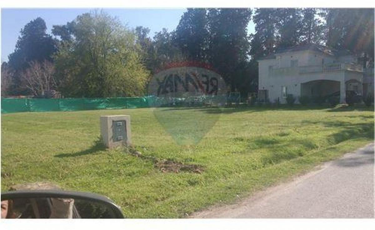  Land in Pilar, Argentina No. 110355