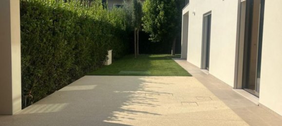 4 bedrooms Villa in Forte dei Marmi, Italy No. 166483 16