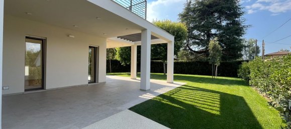 4 bedrooms Villa in Forte dei Marmi, Italy No. 166483 27