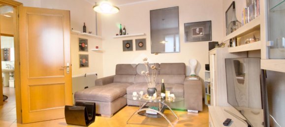 3غرفة شقة في Reggio Emilia, Italy رقم 15559 71