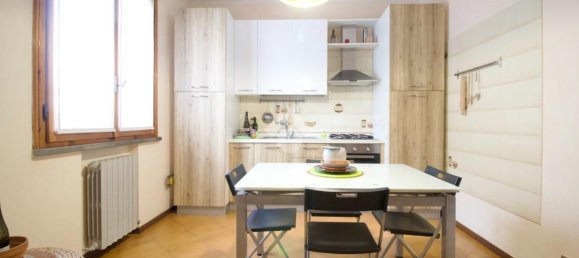 3غرفة شقة في Reggio Emilia, Italy رقم 15559 90