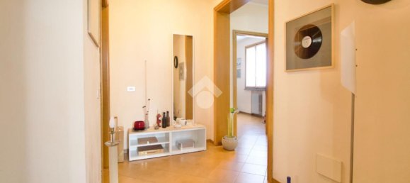 3غرفة شقة في Reggio Emilia, Italy رقم 15559 48