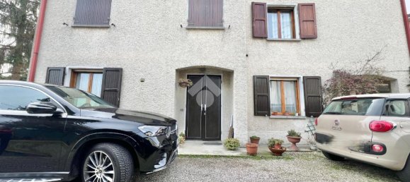 3غرفة شقة في Reggio Emilia, Italy رقم 15559 67