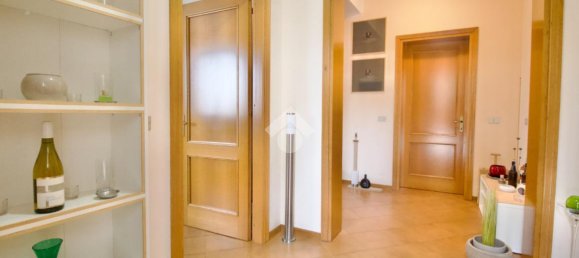 3غرفة شقة في Reggio Emilia, Italy رقم 15559 69