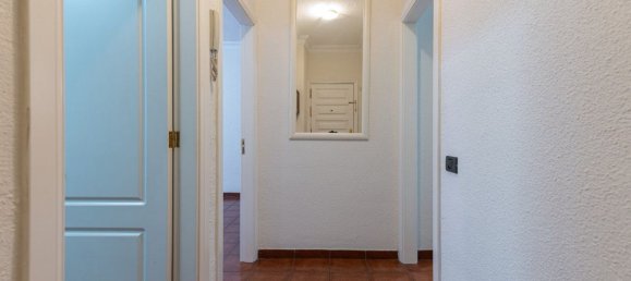 Apartamento de 3 dormitorios en Las Palmas De Gran Canaria, Spain No. 144478 9