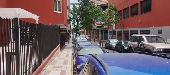 Apartamento de 3 dormitorios en Las Palmas De Gran Canaria, Spain No. 144478 33