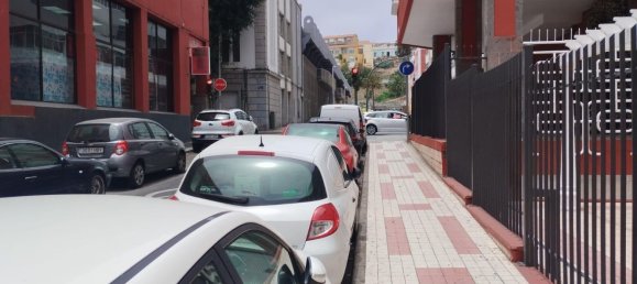 Apartamento de 3 dormitorios en Las Palmas De Gran Canaria, Spain No. 144478 34