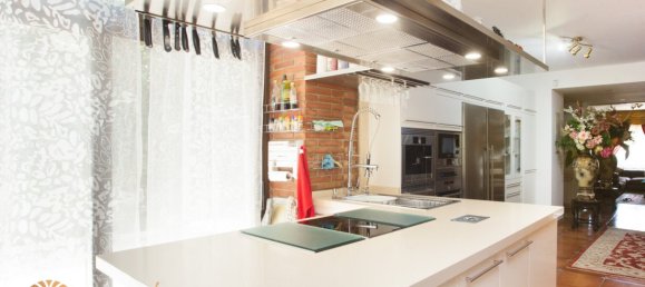 4 bedrooms Townhouse in Castelldefels, Spain No. 133 12