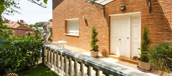 4 bedrooms Townhouse in Castelldefels, Spain No. 133 7