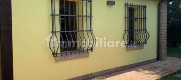 2 bedrooms Villa in Ferrara, Italy No. 265941 10
